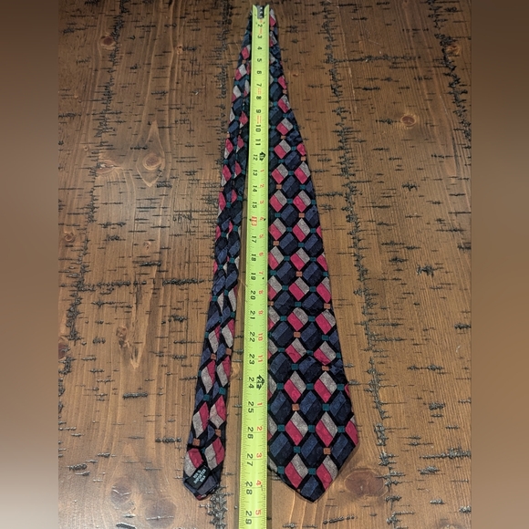 Krizia 100% Silk Patterned Geometric Tie - Picture 11 of 11